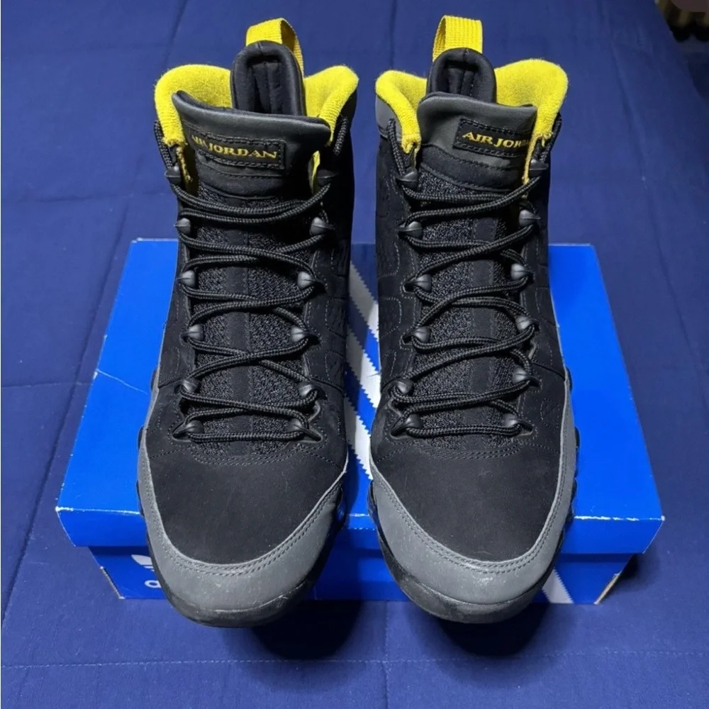 Jordan 9 Retro Dark Charcoal University Gold 2021 Size 11